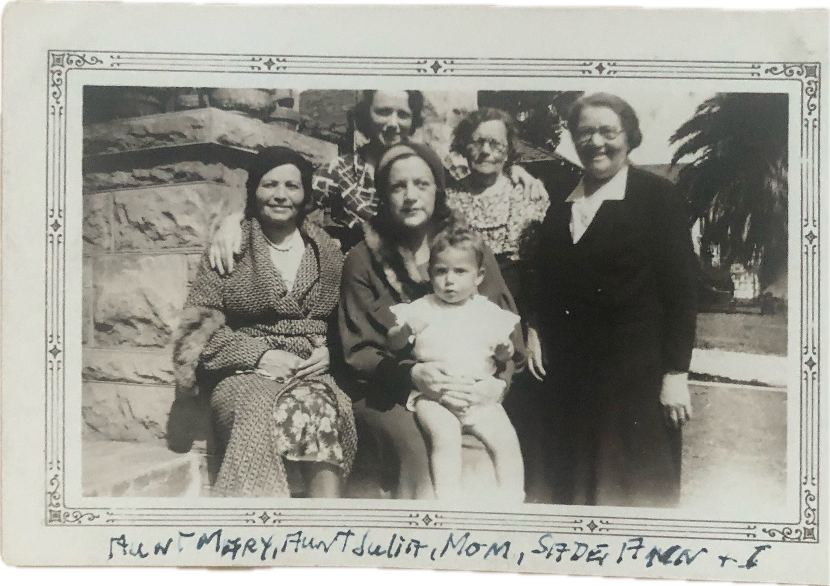 Klein Sisters in LA Klein Sisters in LA