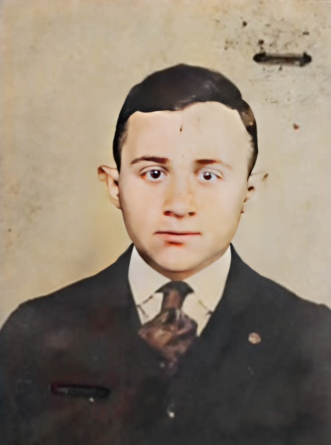 Seaman’s application mugshot